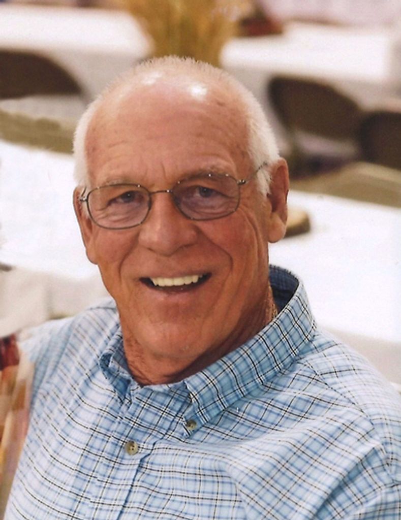 Robert "Bob" Maxton Stutzman