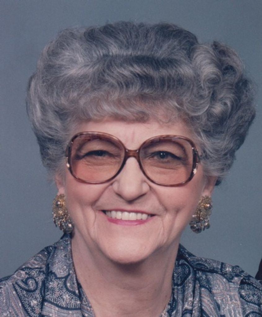 Anna Fuksa Profile Photo