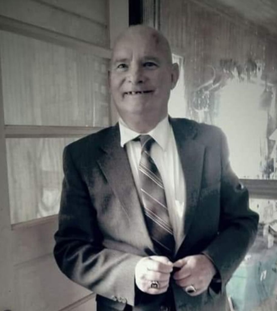 Robert Groves Profile Photo