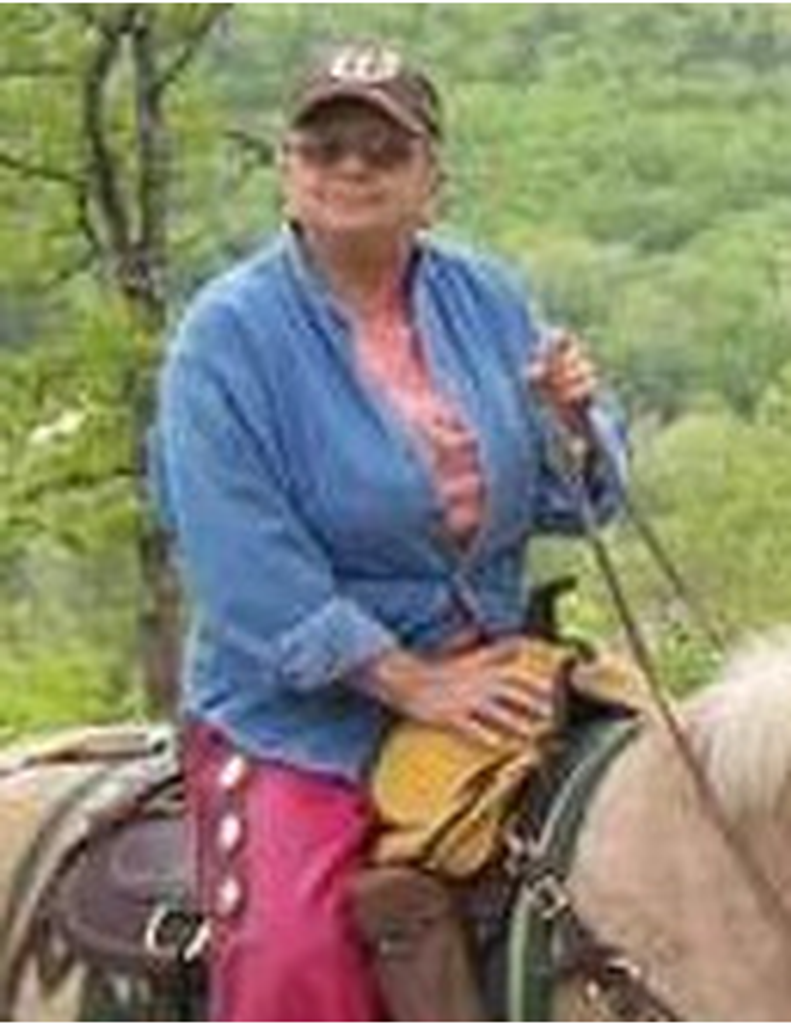 Betty Lou (Moorehouse) Halloran