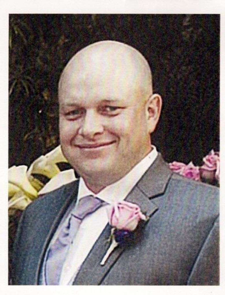 Derek Eynon Chivers Profile Photo