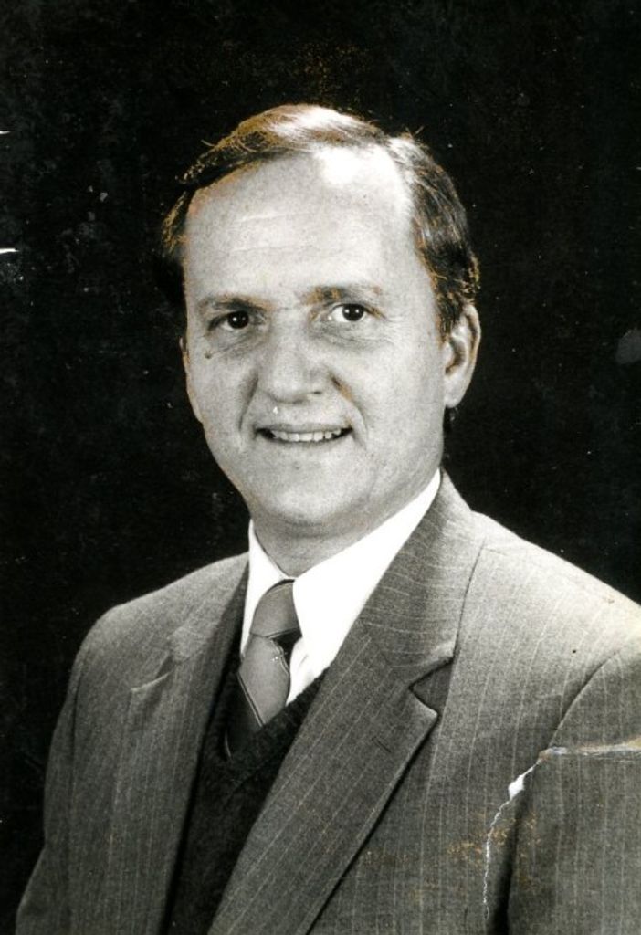 Robert J Pfister