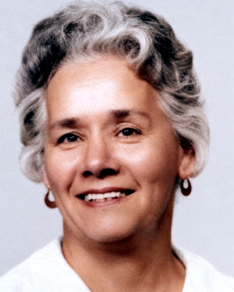Estella Navarro Robles Profile Photo