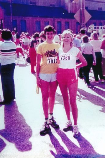 Linda Faye Lentz photo gallery thumbnail 8 of 44