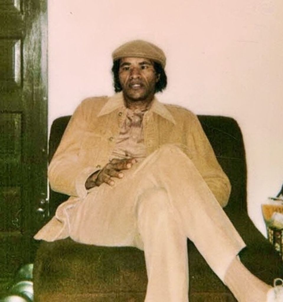 Frederick Craig Thompson Profile Photo