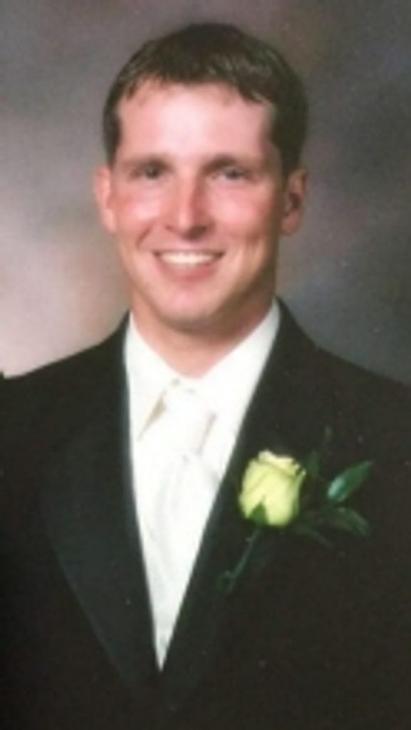 Daniel Evan Sharp Profile Photo