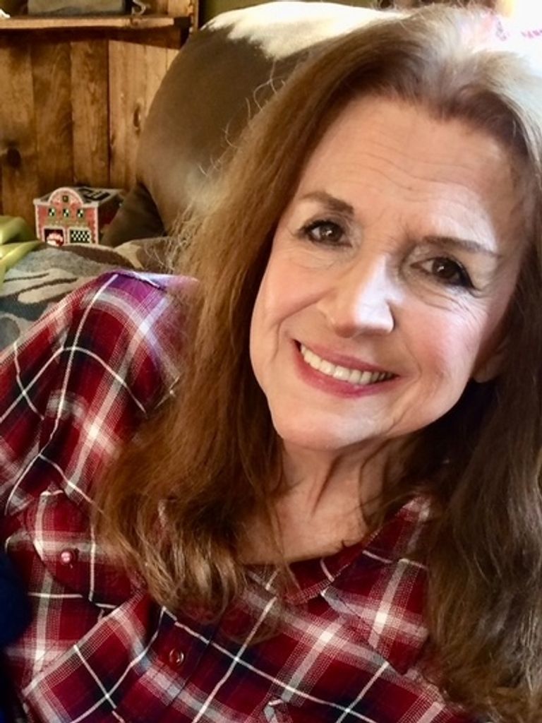 Julie Monterrubio Profile Photo