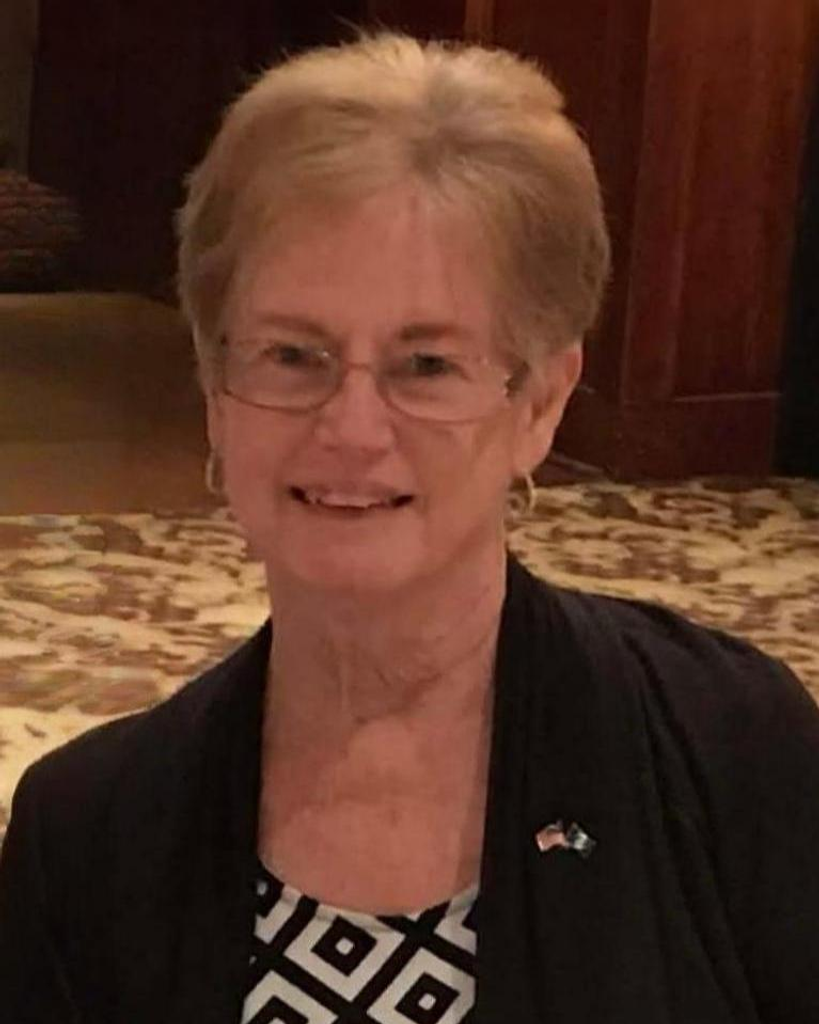 Leona R. "Lee" Dekker