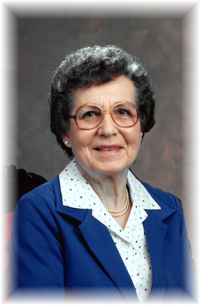 Alvina Bangert