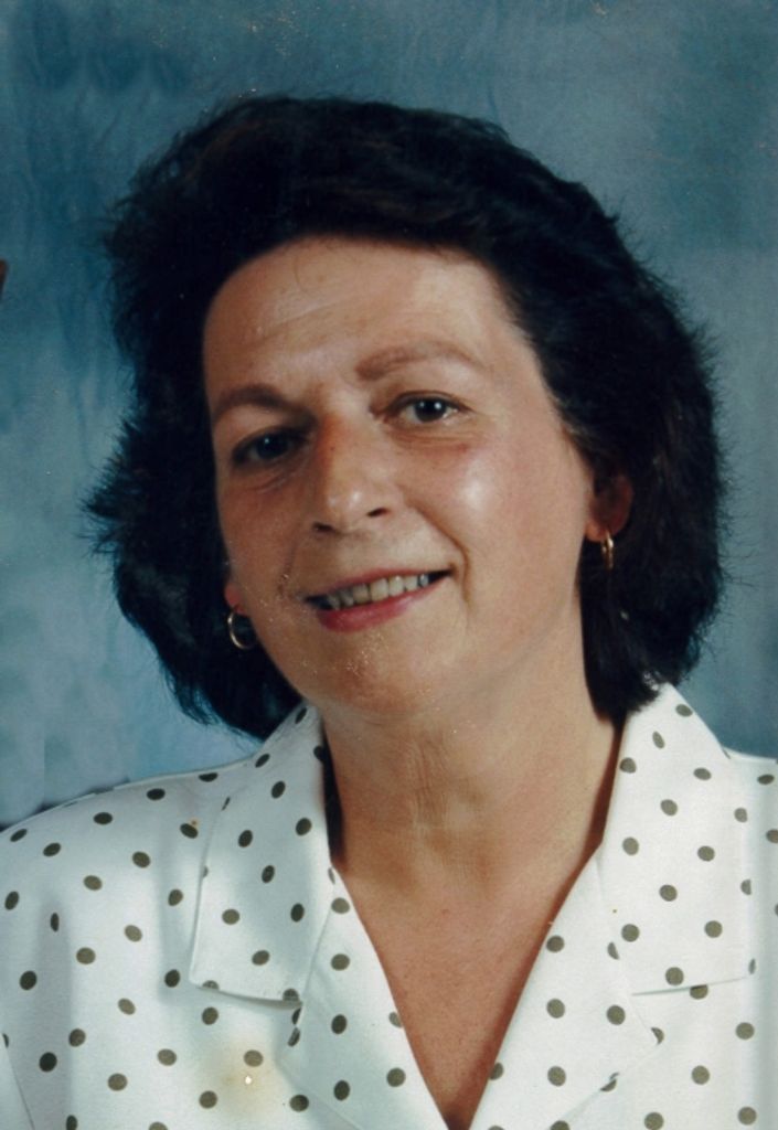 Rosann M. (Sarachene)  Estep