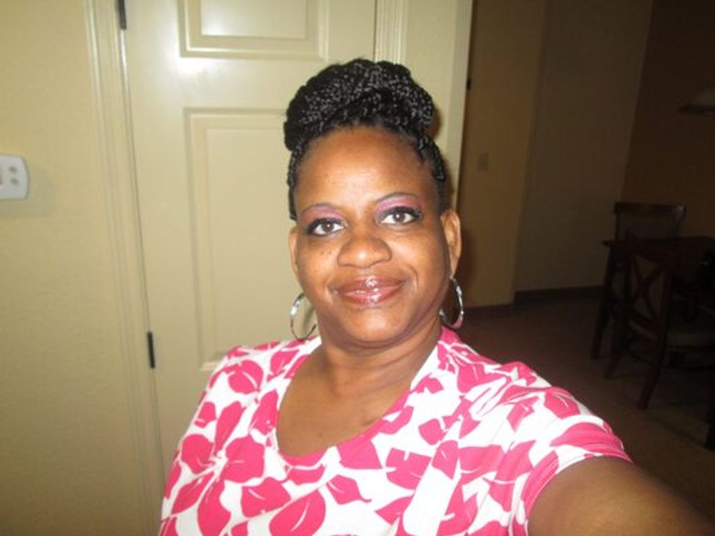 Annie Kernal Profile Photo