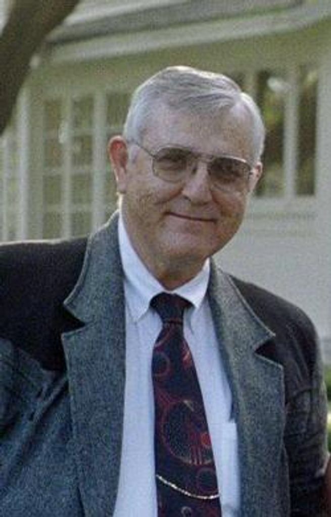 Earl Lynn Bales