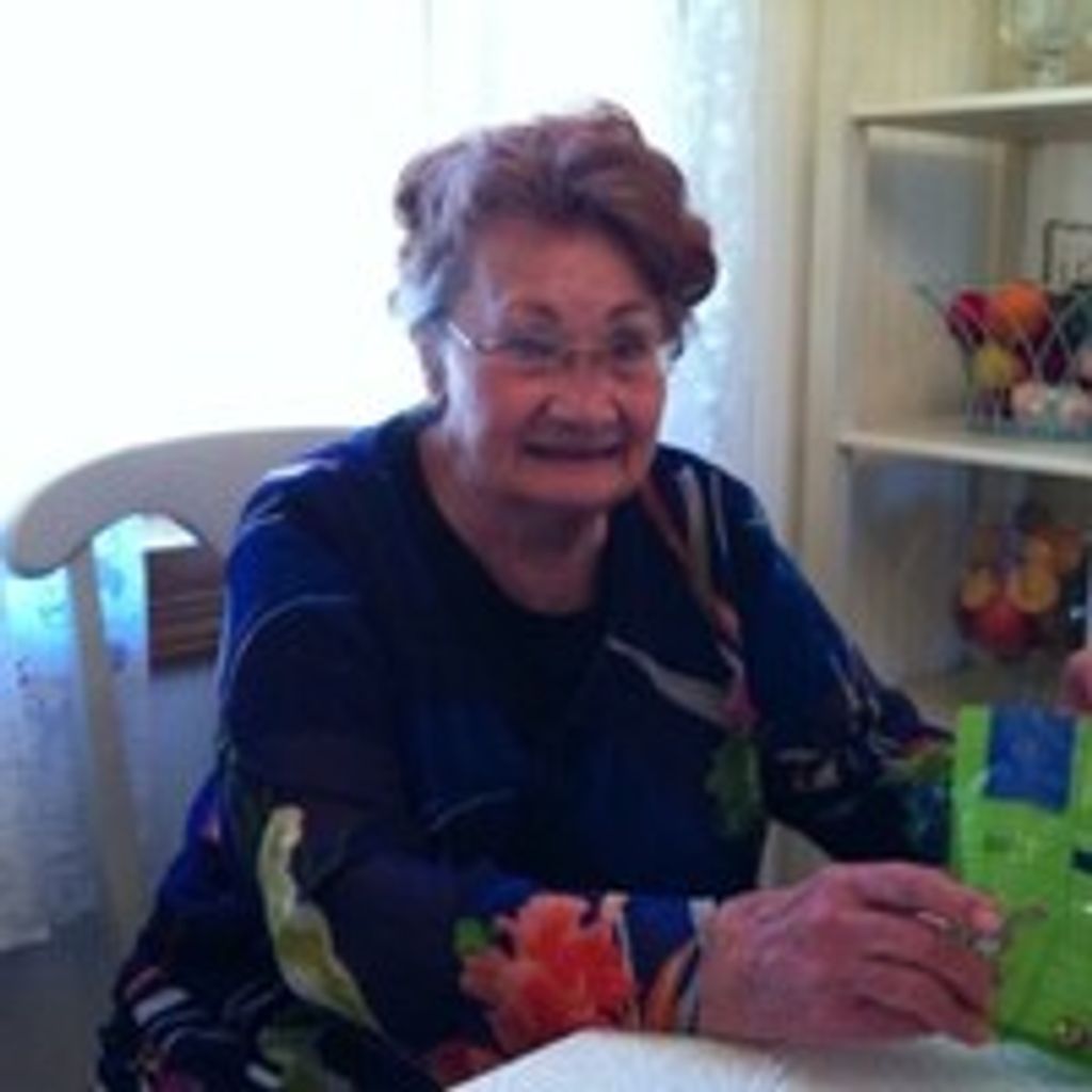 Virginia Louise Smith Profile Photo