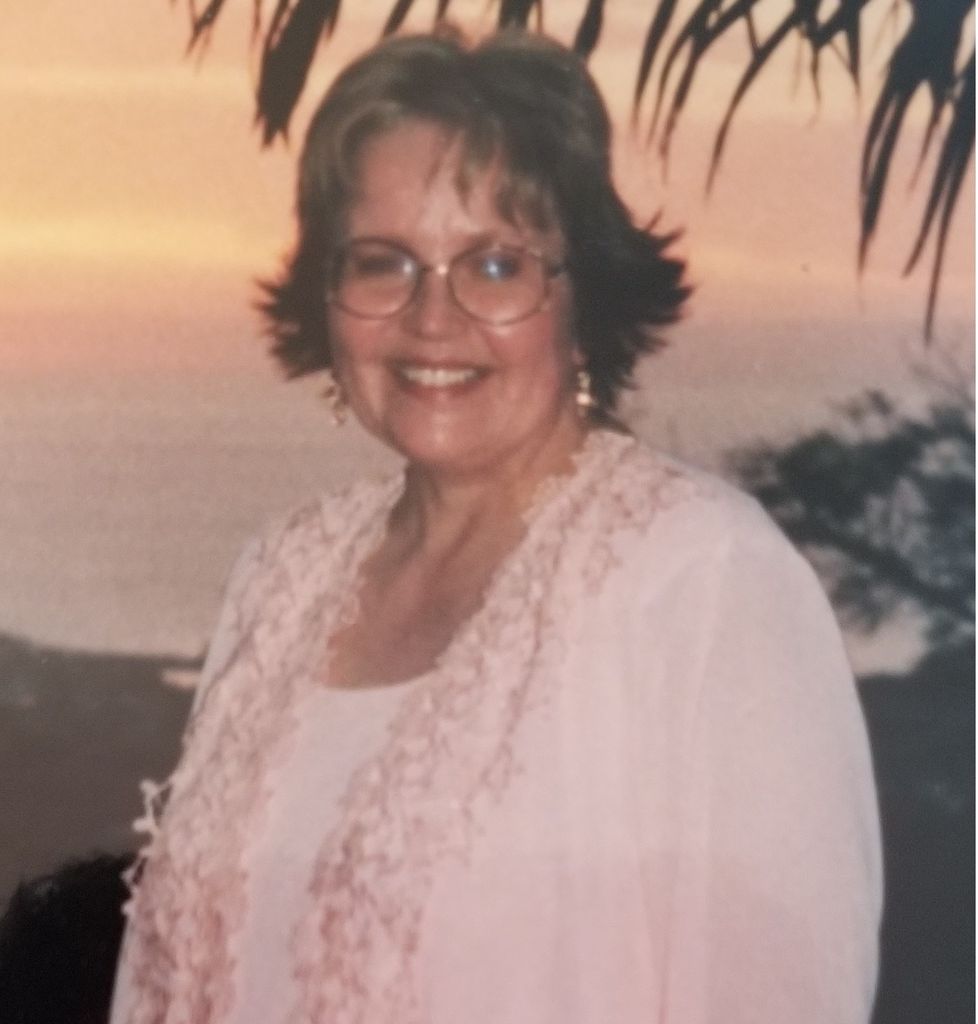 Linda Lowe Profile Photo