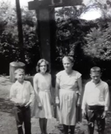 Gordon Sizemore photo gallery thumbnail 119 of 149