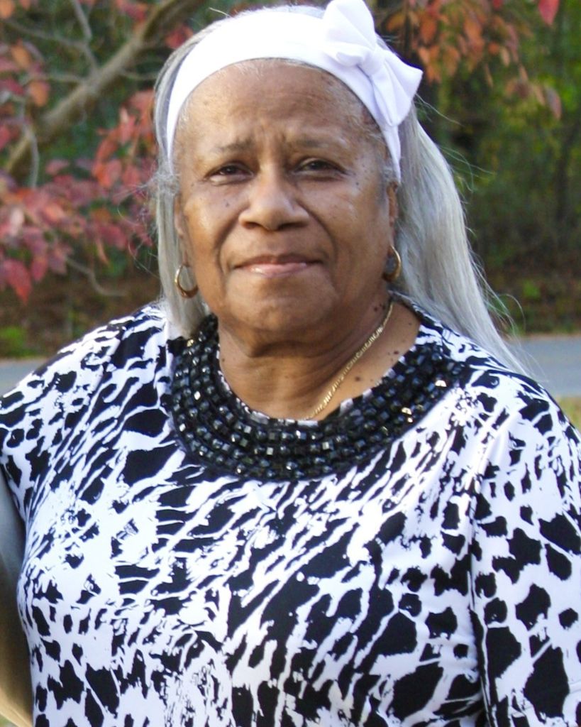 Sindia Louise Roberson Profile Photo