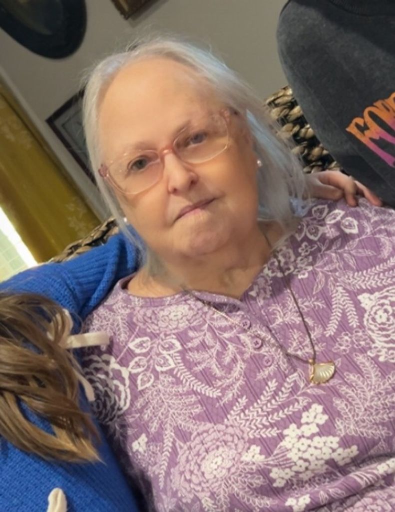 Nancy Travis Profile Photo