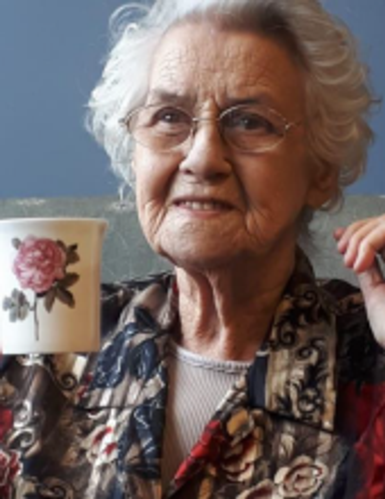 Dorothy Elizabeth Macdonald