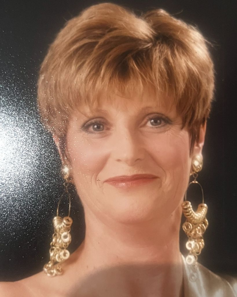 Mary Louise Moore Profile Photo