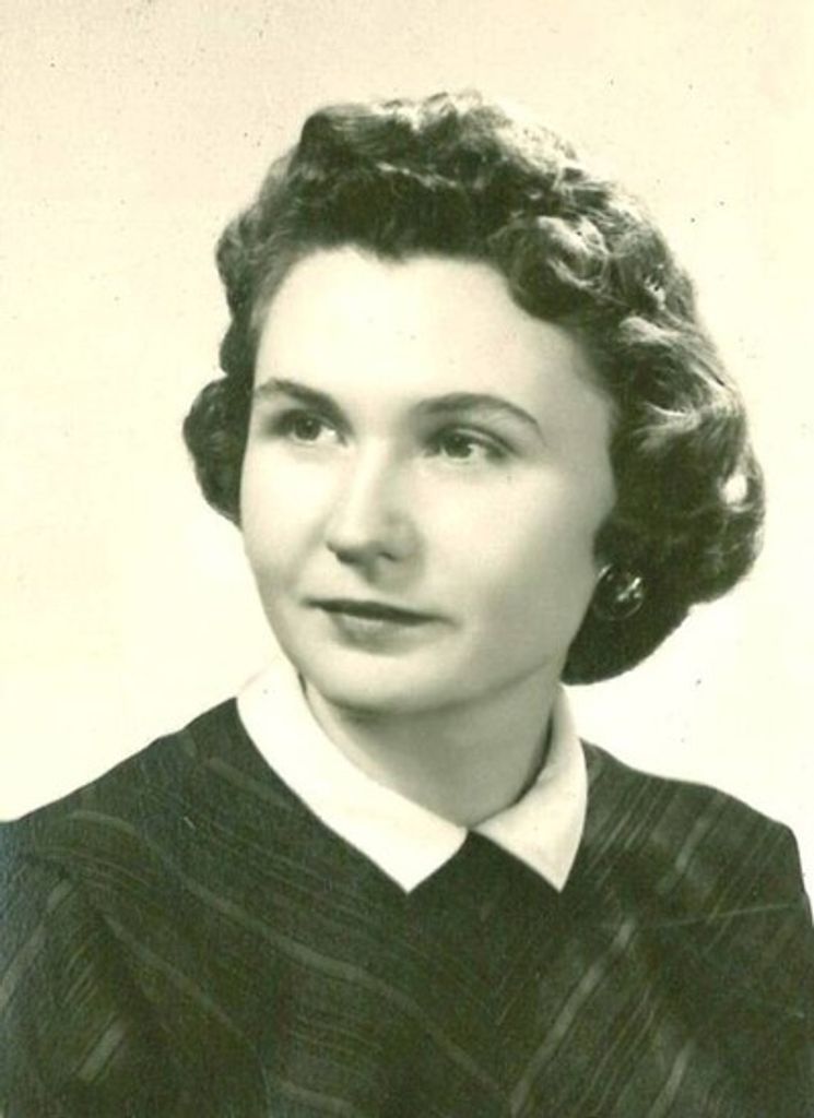 Elna Holmes Profile Photo