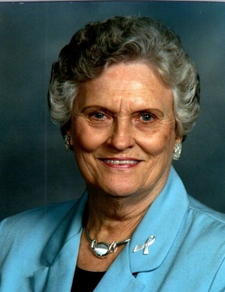 Helen (Hill)  Lee Profile Photo