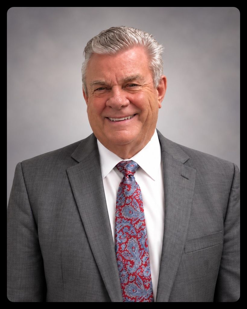 John Elliot Rich Profile Photo