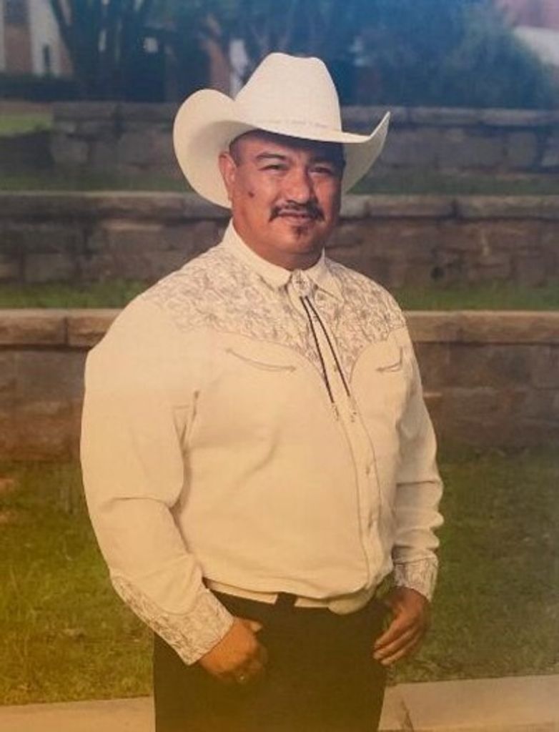 Javier De Jesus Hernandez Martinez Profile Photo