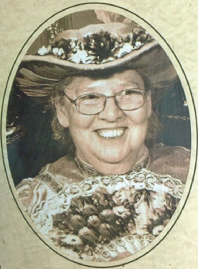 Lola Ellen Mace Profile Photo