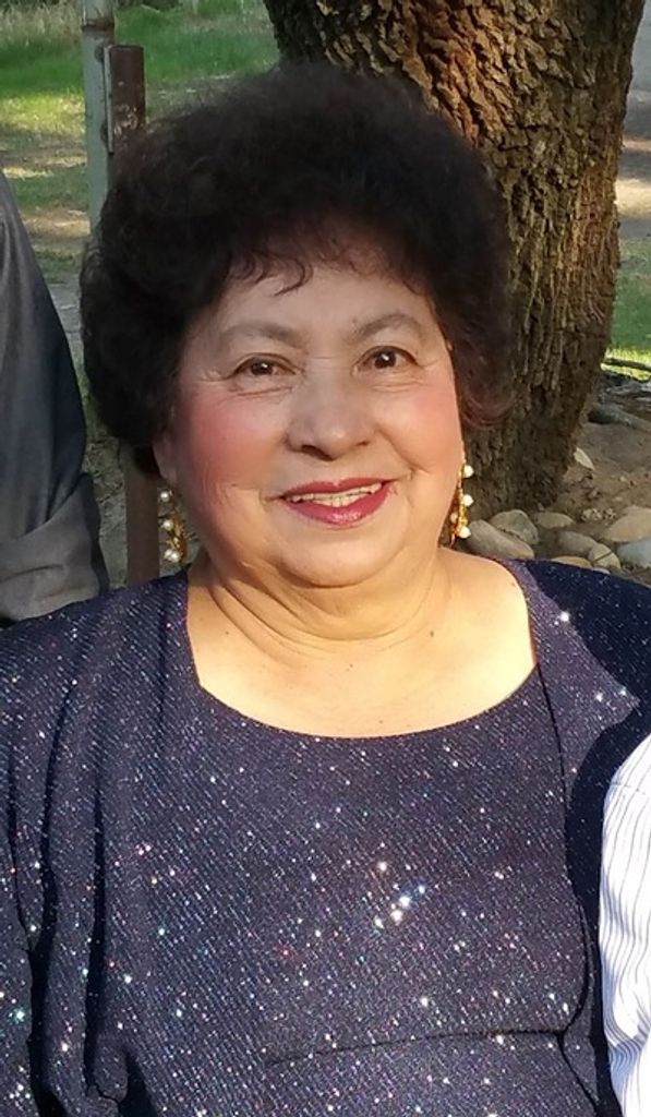 Maria Isabel Viveros Profile Photo