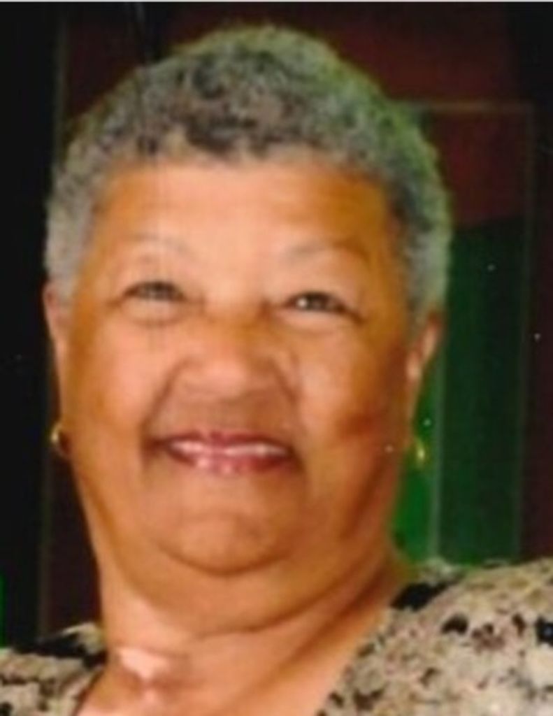 Gloria Vermell Walls Profile Photo