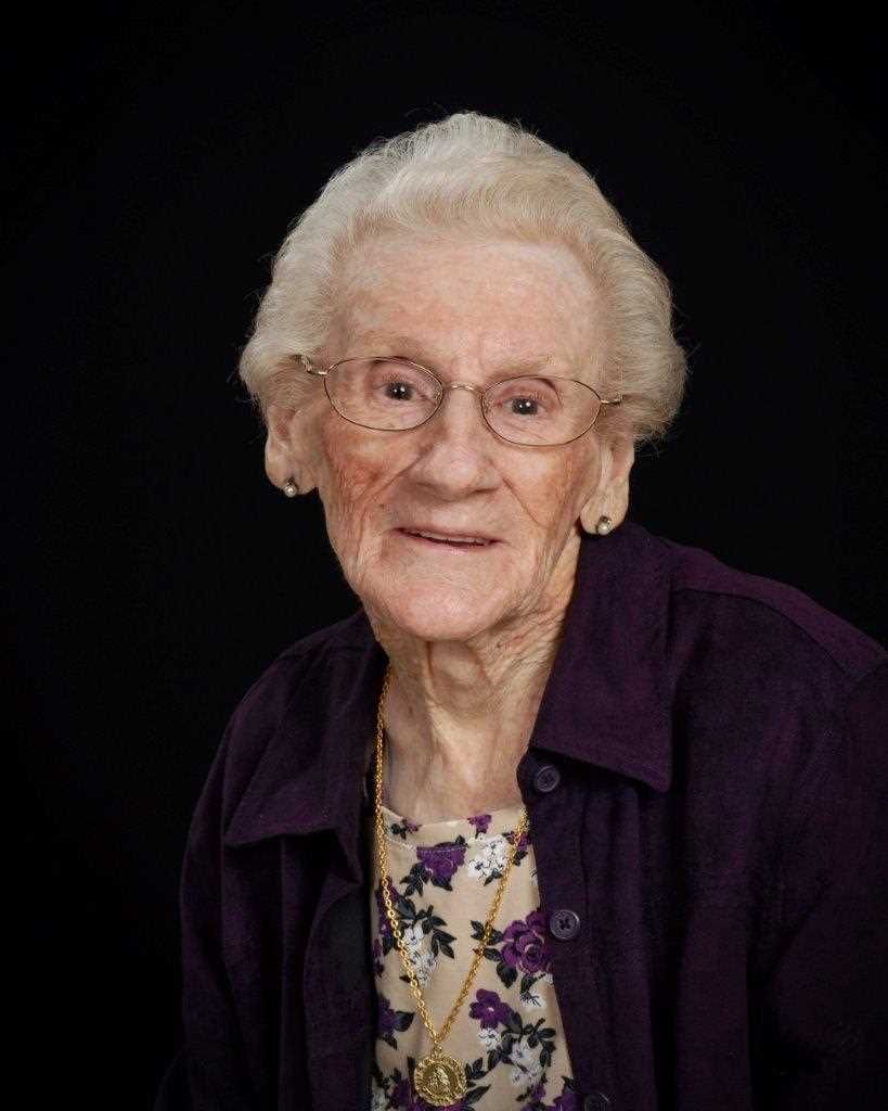 Lorraine Schoenborn