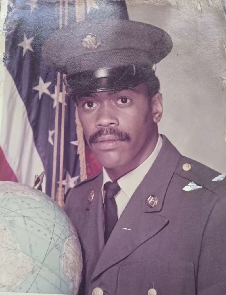 Bernard Manuel Profile Photo