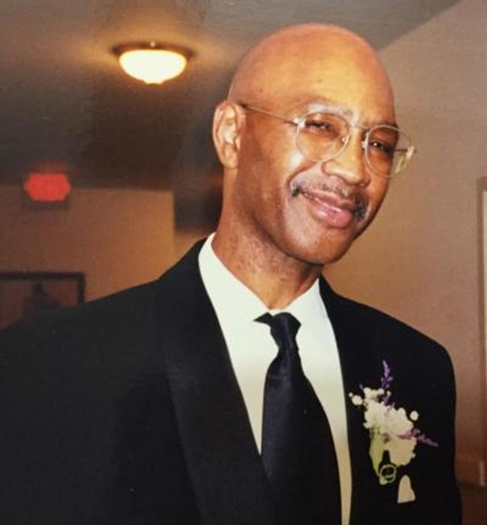 Bruce Edward Moragne