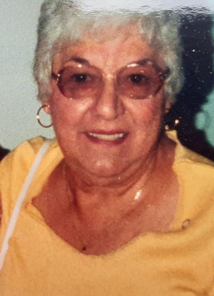 Viola Tomsky Profile Photo