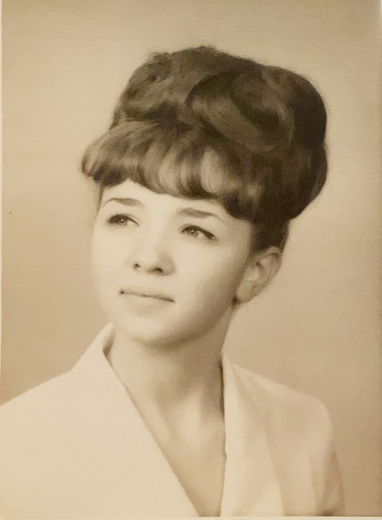 Eleanor Eckholm Profile Photo
