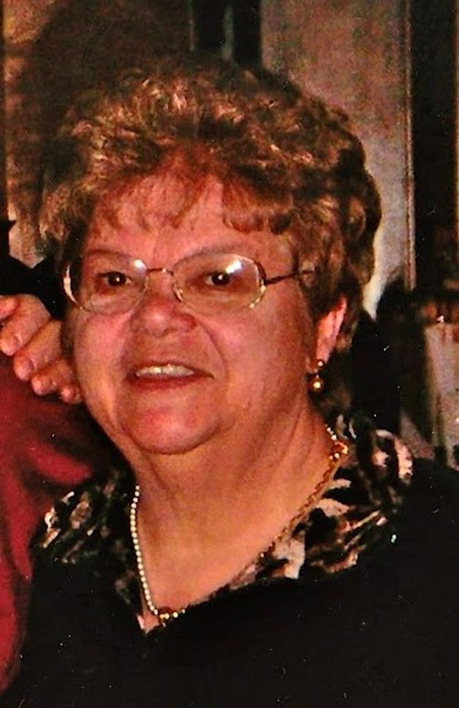 Barbara J (Donie)  Giovanini