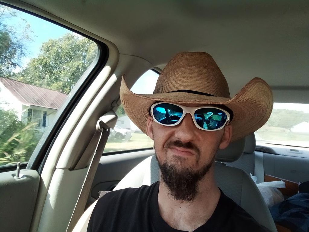 Justin Wayne Compton Profile Photo