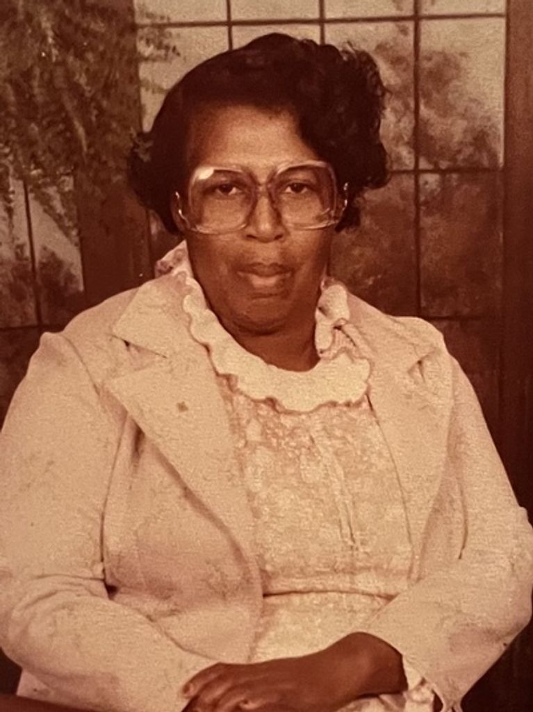 Mrs. Vera Mae Holyfield Profile Photo