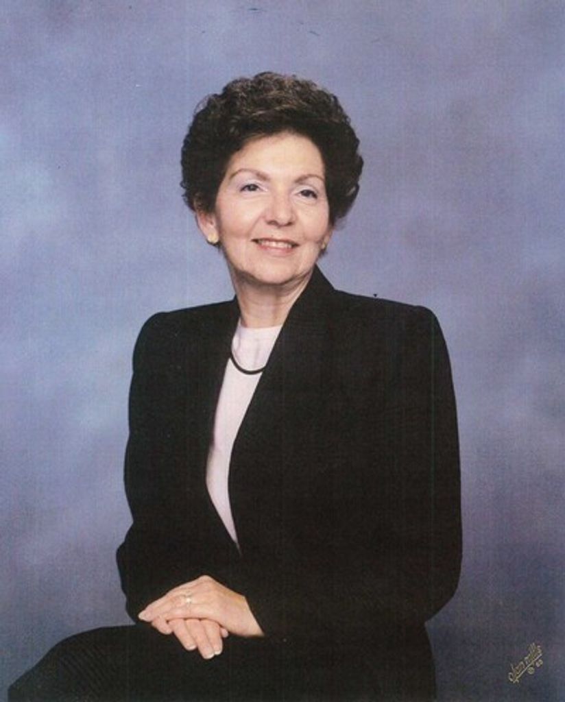 Elizabeth Greenhouse Profile Photo
