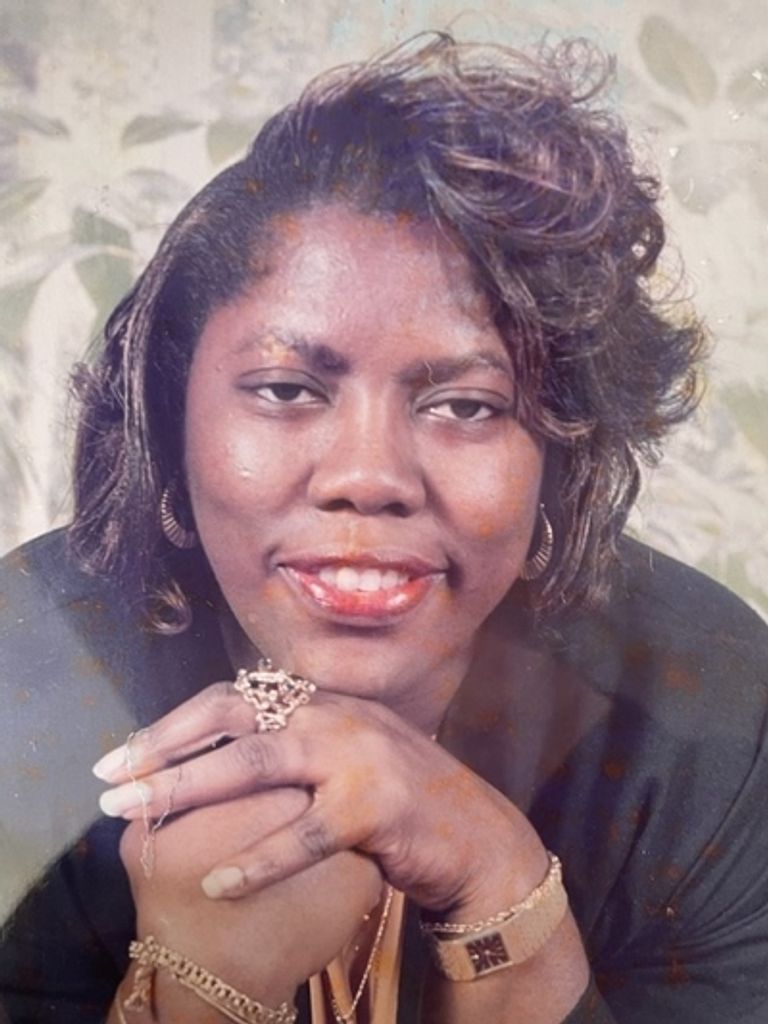 Ms. Lena Mack