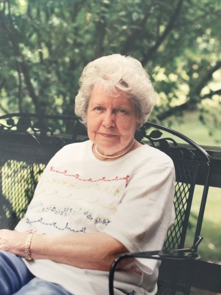 Helen Lee
