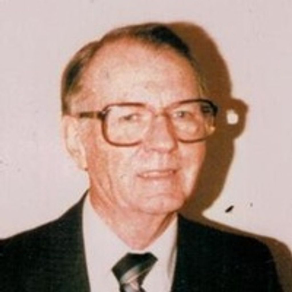 Gene B. Louder (Plainview)