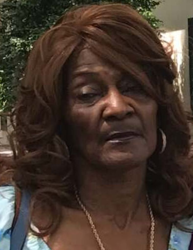 Bevelyn Roberts Profile Photo