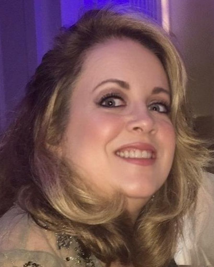 Angela Marie Luciano Profile Photo