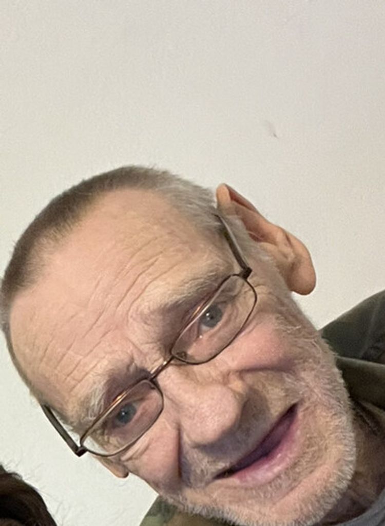 Bay (Rabbit) Robinson Profile Photo