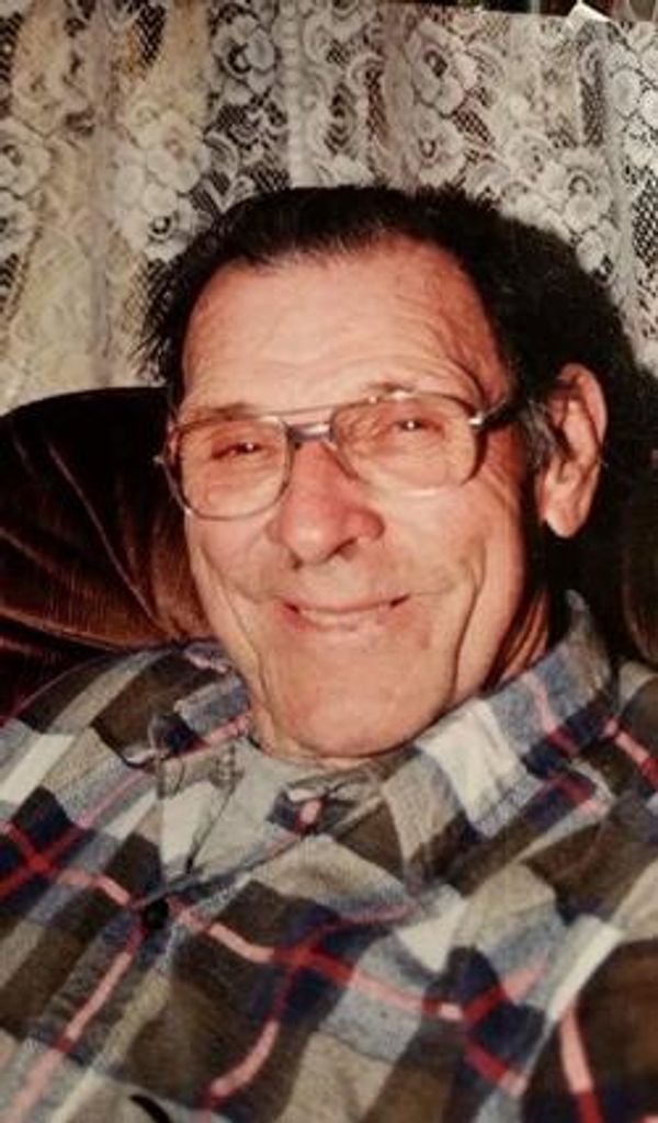 Lynvol Levi "Lyn" Moffitt Profile Photo