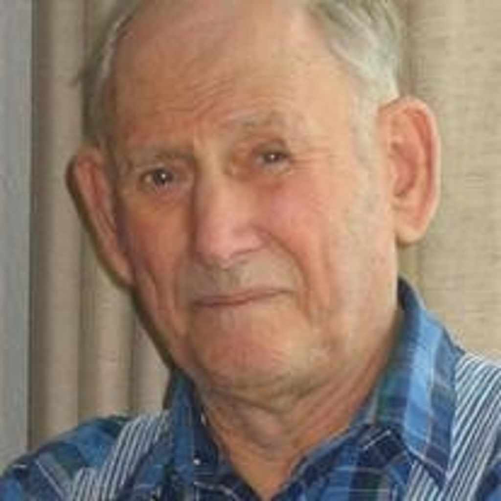 Arnold Thom