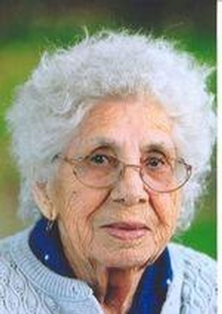 Josefina Flores