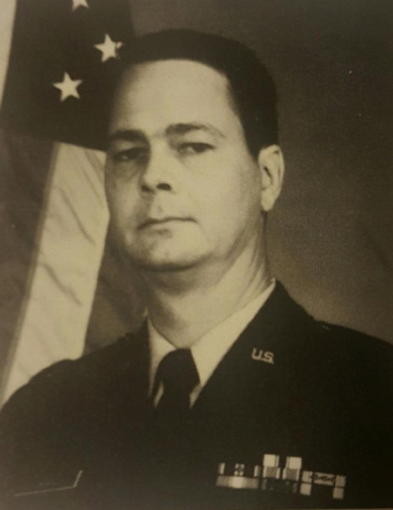 Steve  Alan  Thomas