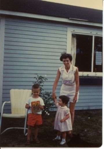 Audrey Whitehead photo gallery thumbnail 14 of 65